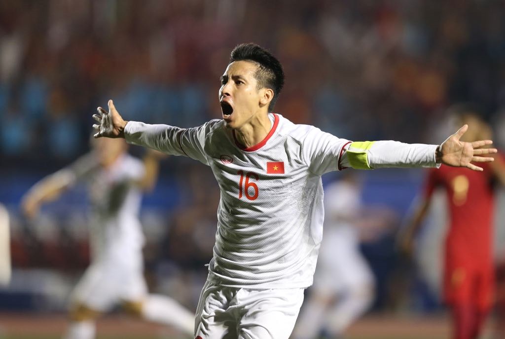 cầu thủ khỏe nhất Việt Nam