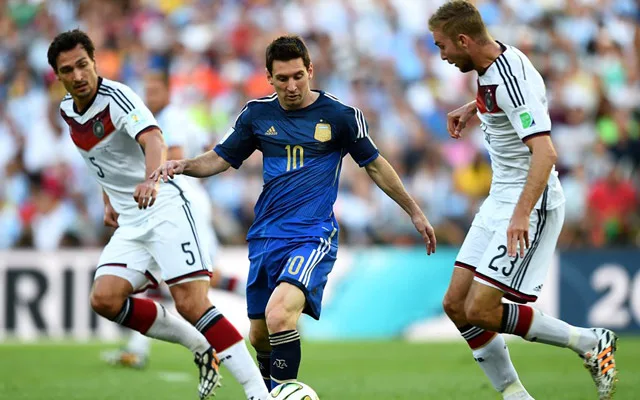 ai-ghi-ban-quyet-dinh-giup-duc-vo-dich-world-cup-2014-a2